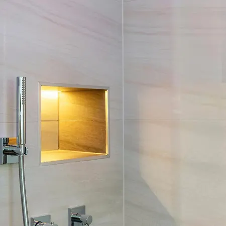 Oberladstätter Lägenhet *